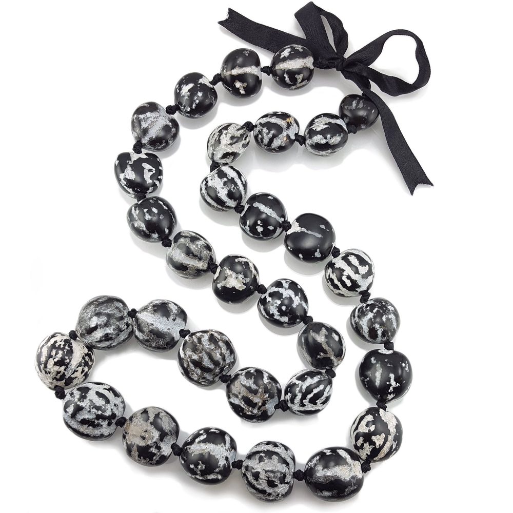 Kukui Nut Hawaiian Handmade Black White long necklace  luau Lei nature jewelry